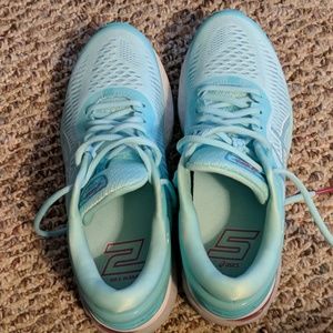 Asics GelKanyo 25 Athletic shoes